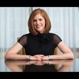 Meet your Posher, Laurie